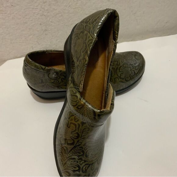 Women’s Nurture Embossed Tooled Brown/Bronze Heel wedge Size 6M - Picture 6 of 10